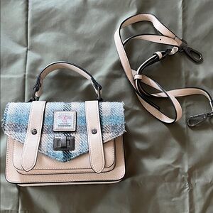Islander Beige and Blue Crossbody Bag